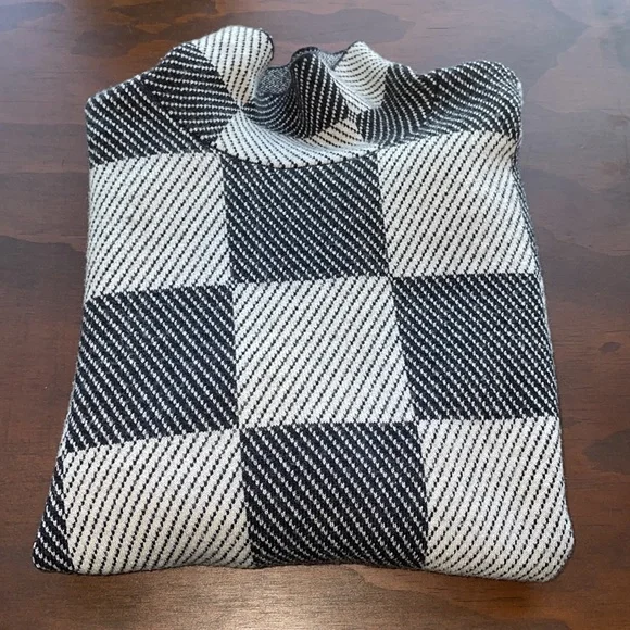 Ann Taylor Plaid Turtleneck Sweater - Picture 6 of 6